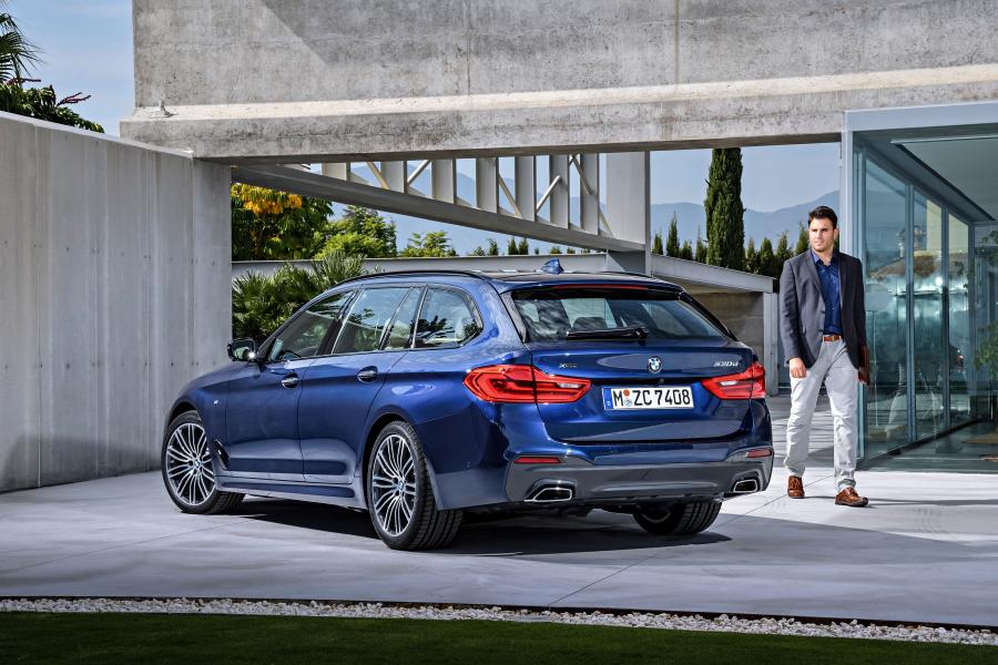  BMW 530d xDrive Touring M Sport 2017 года  (WW) (фото 9 из 78)